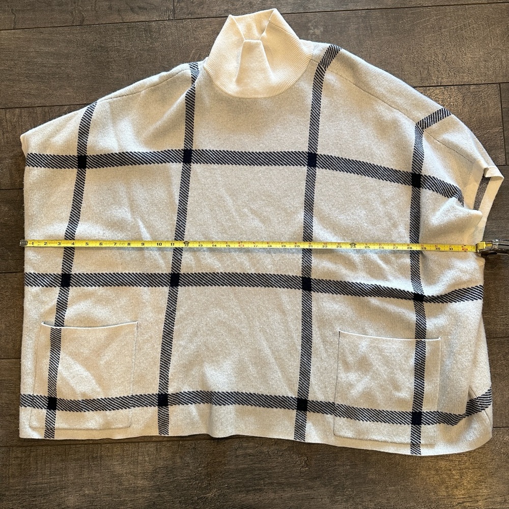 Ann Taylor Cream and Black Plaid Poncho - Picture 4 of 6
